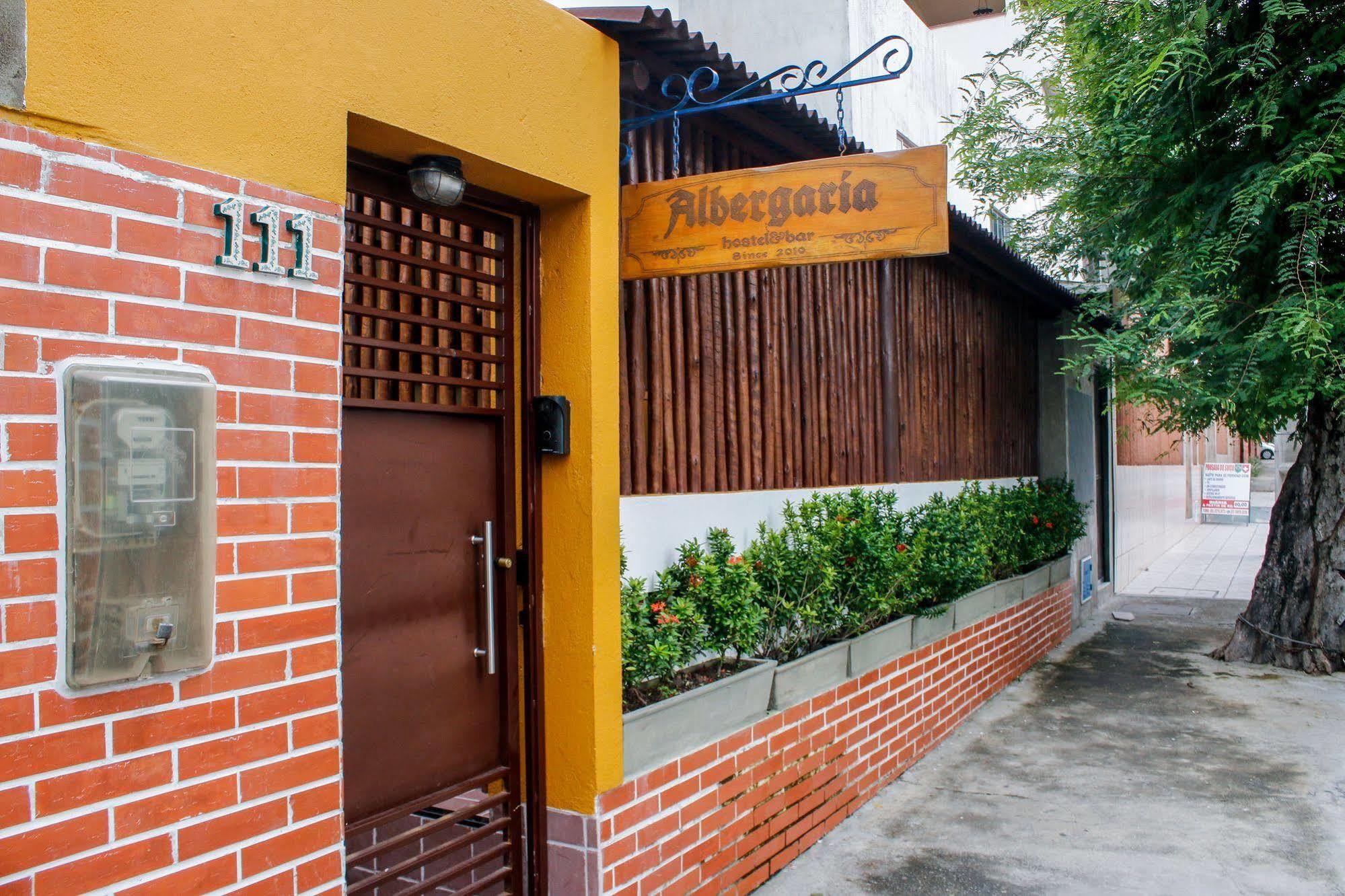 Albergaria Hostel ฟอร์ตาเลซา ภายนอก รูปภาพ